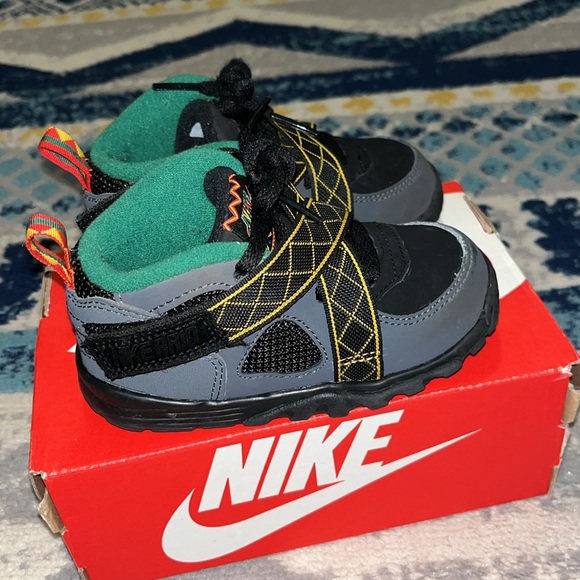 Nike Raid - Picture 3 of 5